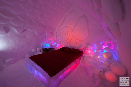 bedroom-at-ice-hotel.jpg